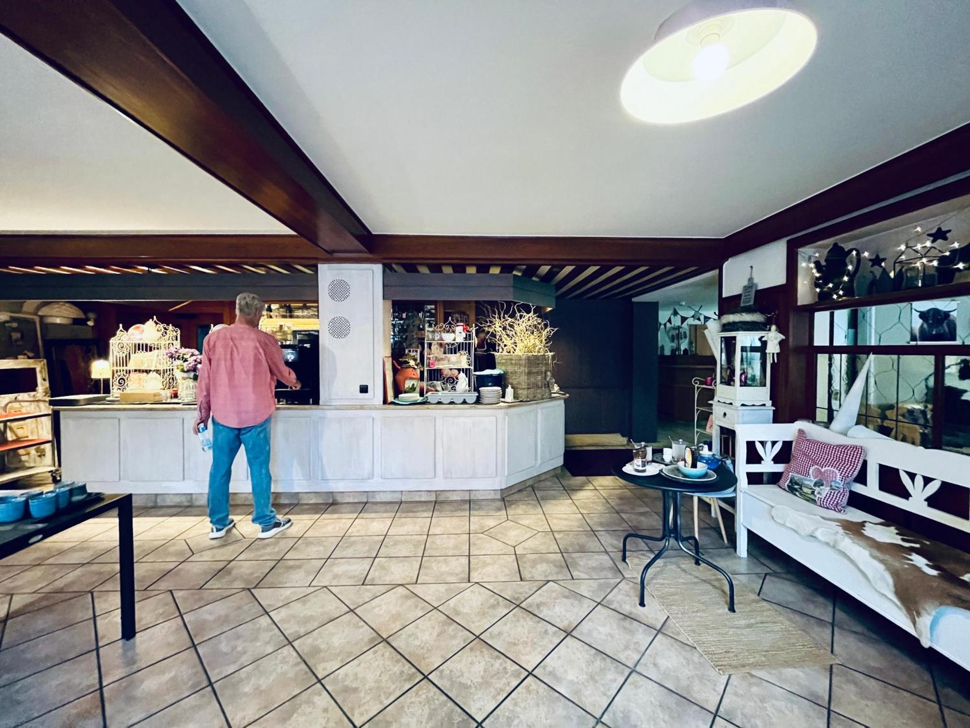 Goldener Hahn B&B Baiersbronn - Ferienwohnungen Mit Hotel Service Nahe Gartenschau Tal X Zewnętrze zdjęcie